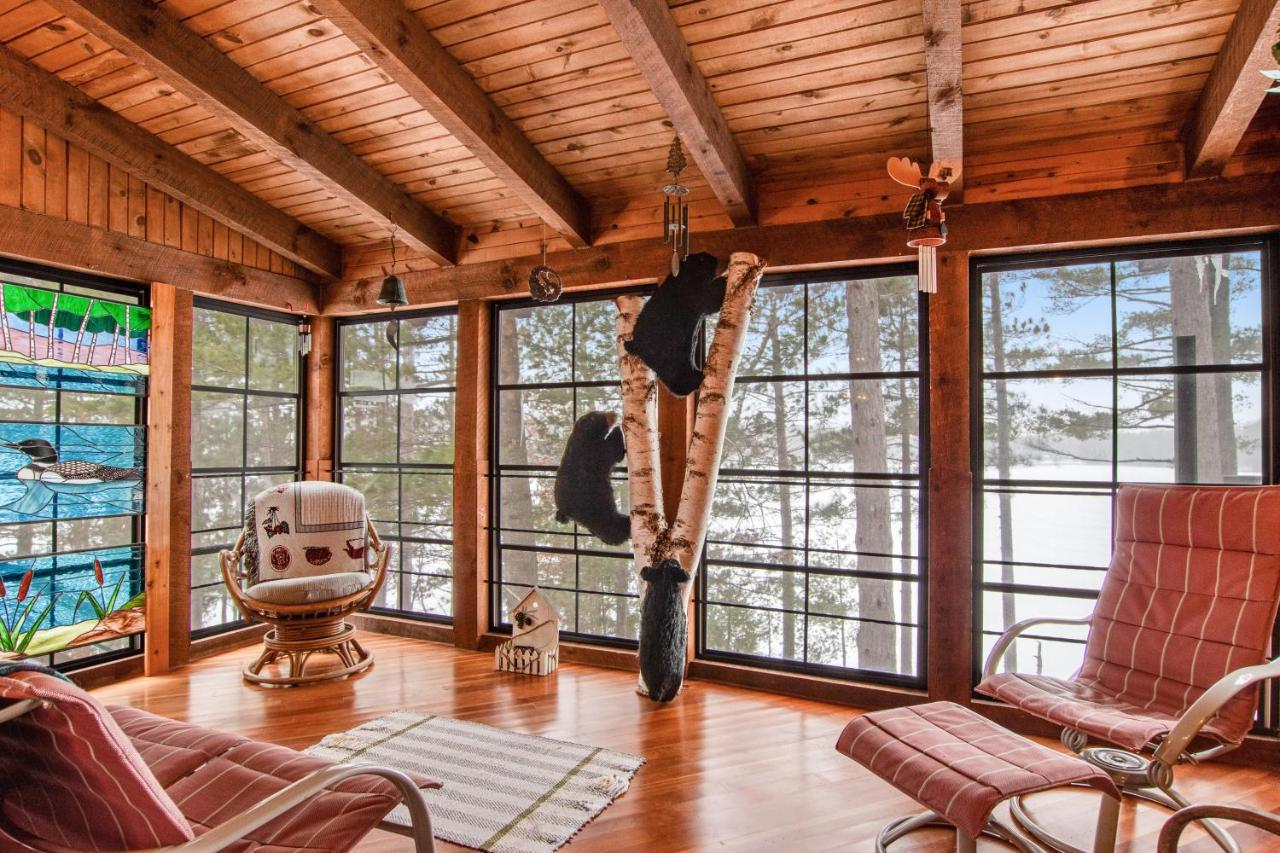 Sailor'S Point Lodge Ийгъл Ривър Екстериор снимка